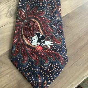Disney Mickey Mouse Tie “The Walt Disney co”100% silk Mickey with Paisley design
